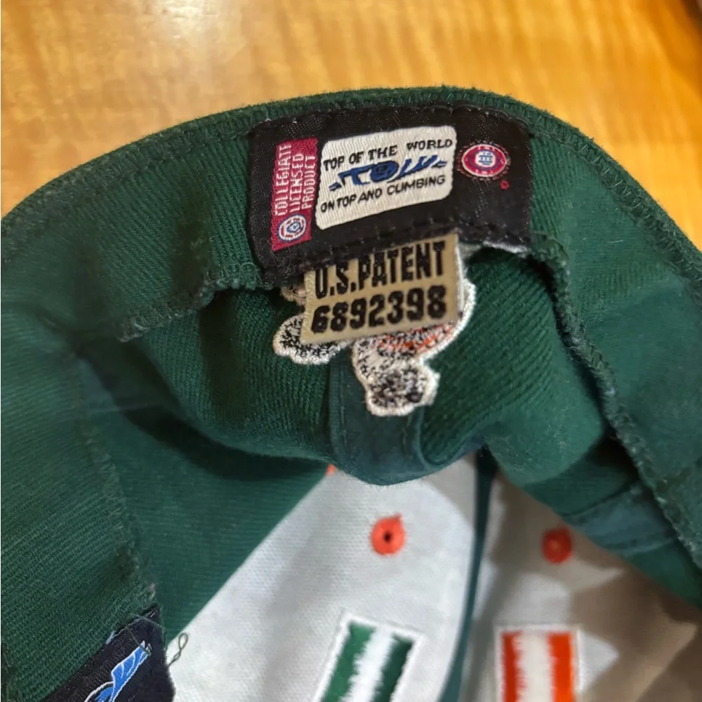 🌸 University Of Miami Hat Cap Fitted
M Green Stretch Baseball 🌸 - Picture 6 of 7